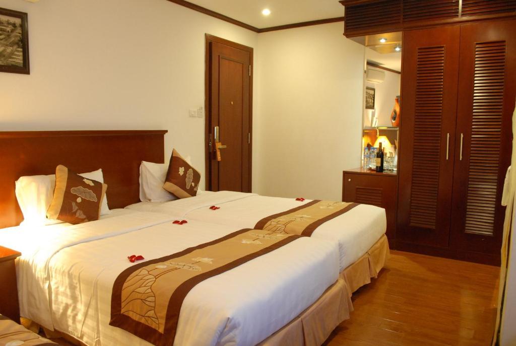 May De Ville Legend Hotel Hanoi Oda fotoğraf